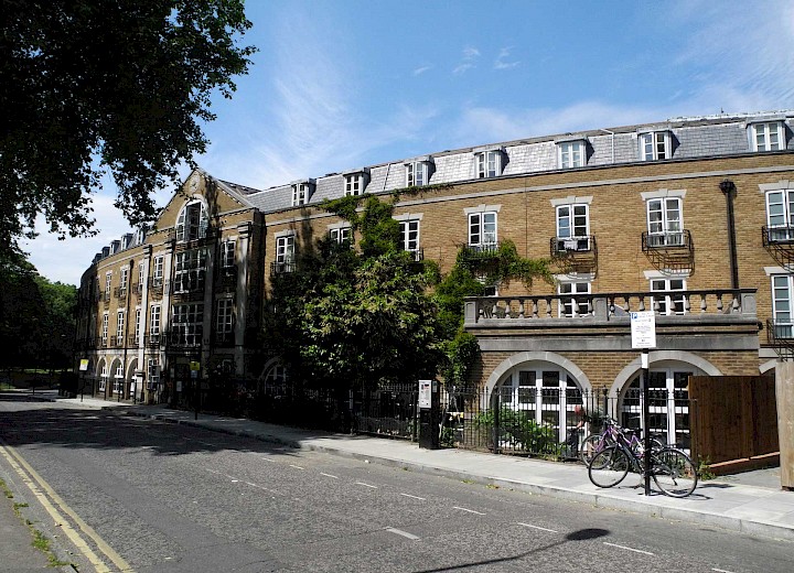 Monarch Court